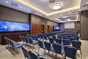 Hilton Garden Inn Izmir Bayrakli