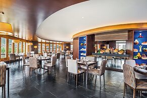 Le Meridien Paro, Riverfront