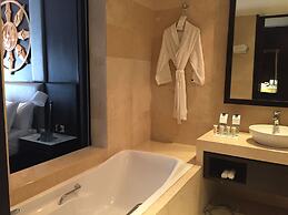 Le Meridien Paro, Riverfront