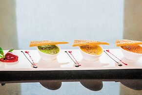 Le Meridien Paro, Riverfront