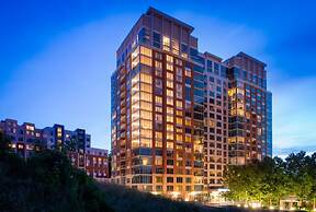 Ovation at Park Crest by Bridgestreet