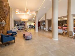 Mercure Santa Marta Emile