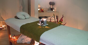 Mercure Santa Marta Emile