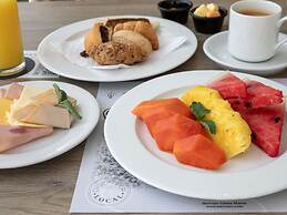 Mercure Santa Marta Emile