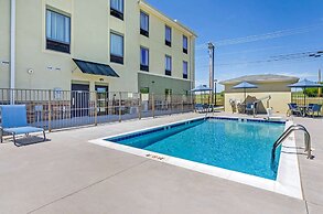 Comfort Inn & Suites Lynchburg Airport - University Area