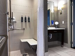 Doubletree By Hilton Reading