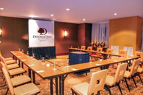 Doubletree By Hilton Reading