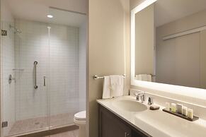 Embassy Suites by Hilton The Woodlands at Hughes Landing