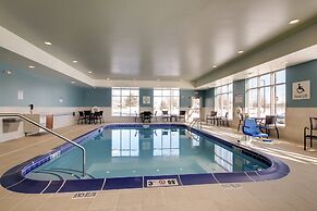 Holiday Inn Express & Suites Galesburg by IHG