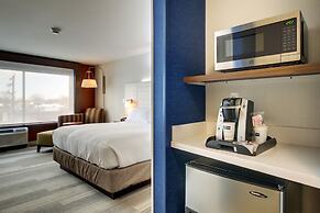 Holiday Inn Express & Suites Galesburg by IHG