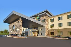 Holiday Inn Express & Suites Shippensburg by IHG