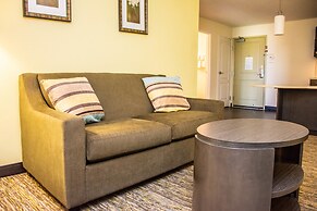 Candlewood Suites : Overland Park - W 135th St by IHG