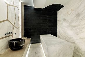 DoubleTree by Hilton Hotel Istanbul - Piyalepasa