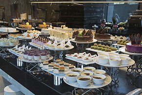 DoubleTree by Hilton Hotel Istanbul - Piyalepasa