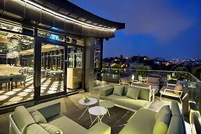 DoubleTree by Hilton Hotel Istanbul - Piyalepasa