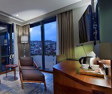 DoubleTree by Hilton Hotel Istanbul - Piyalepasa