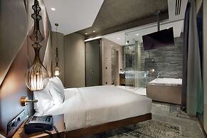 DoubleTree by Hilton Hotel Istanbul - Piyalepasa