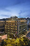 DoubleTree by Hilton Hotel Istanbul - Piyalepasa