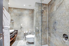 DoubleTree by Hilton Hotel Istanbul - Piyalepasa