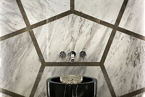 DoubleTree by Hilton Hotel Istanbul - Piyalepasa