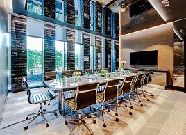 DoubleTree by Hilton Hotel Istanbul - Piyalepasa