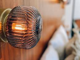 Minimi Inn - SailRock Beach House