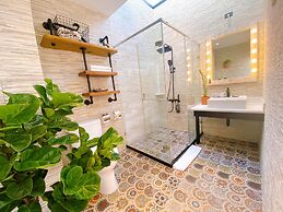 Minimi Inn - SailRock Beach House