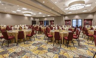 Crowne Plaza Shenandoah - The Woodlands Area by IHG