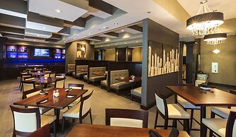 Crowne Plaza Shenandoah - The Woodlands Area by IHG