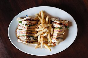 Crowne Plaza Shenandoah - The Woodlands Area by IHG