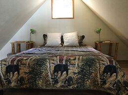 Renfro's Lakeside Retreat - Cabin's and R.V. Park