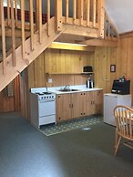 Renfro's Lakeside Retreat - Cabin's and R.V. Park