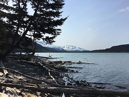 Renfro's Lakeside Retreat - Cabin's and R.V. Park