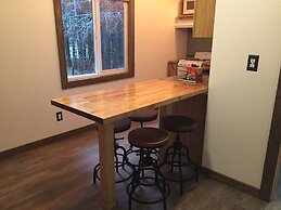 Renfro's Lakeside Retreat - Cabin's and R.V. Park