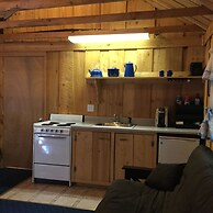 Renfro's Lakeside Retreat - Cabin's and R.V. Park