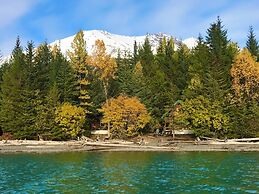 Renfro's Lakeside Retreat - Cabin's and R.V. Park
