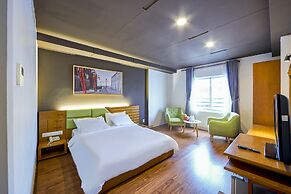 The Noble Swan Saigon