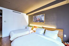 The Noble Swan Saigon