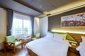 The Noble Swan Saigon