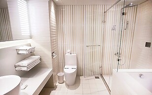 Royal Group Hotel Minghua Branch