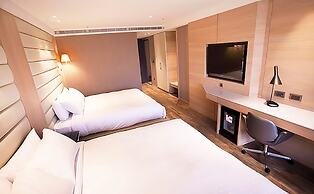 Royal Group Hotel Minghua Branch