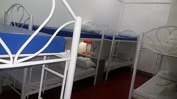 Airport Travelodge Manila - Hostel