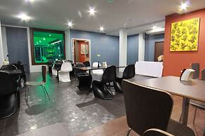 Trendy Hotel