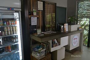 Spin Designer Hostel