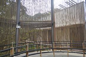 Spin Designer Hostel