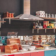 Spin Designer Hostel