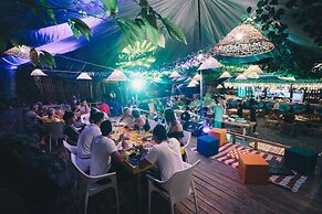 Spin Designer Hostel