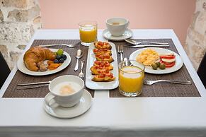 Palace Suites Heritage Hotel – Adults Only