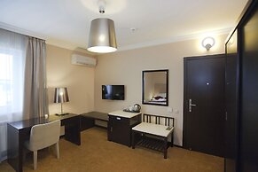 TISHINA Boutique Hotel