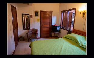 Fuego Mio Bed & Breakfast